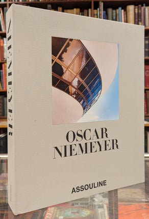 Item #105179 Oscar Niemeyer. Matthieu Salvaing