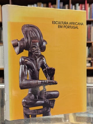 Item #117381 Escultura Africana em Portugal